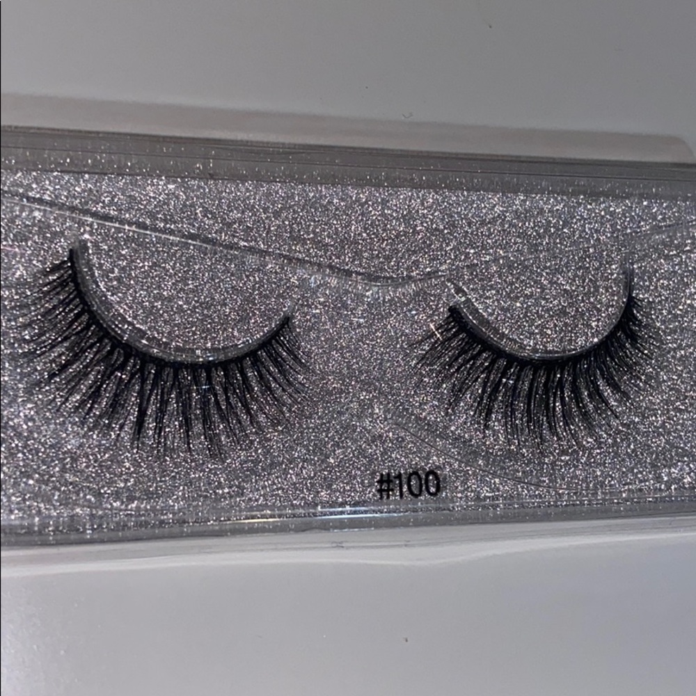 Natural eye lashes